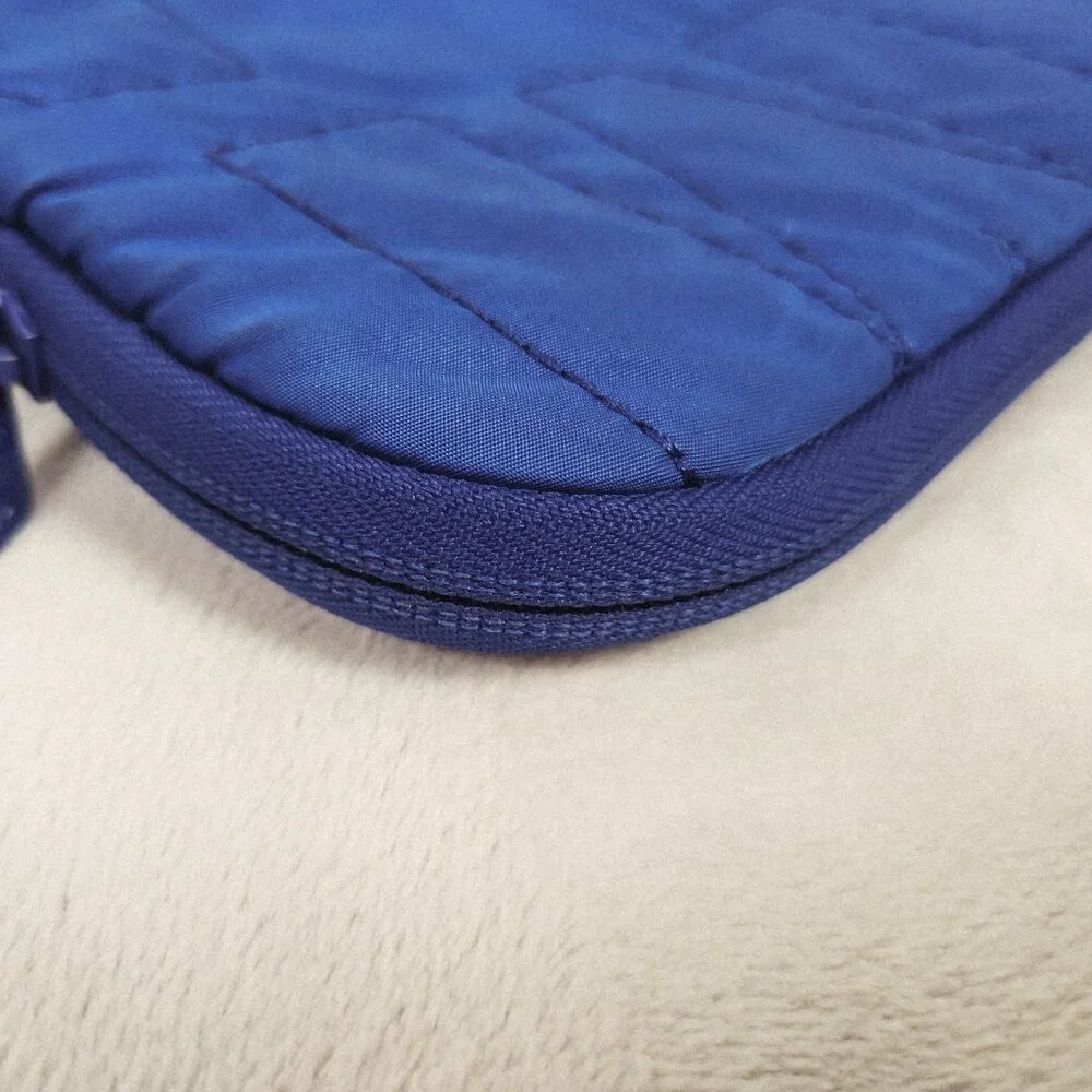 Marc By Marc Jacobs Case Bag Blue Fits 9 inch Tablet Metal Logo Zipper Padded